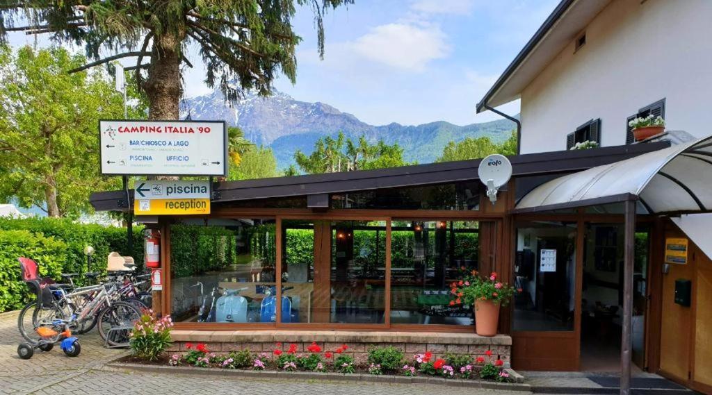 Camping Italia 90 Caravans Domaso Exterior foto
