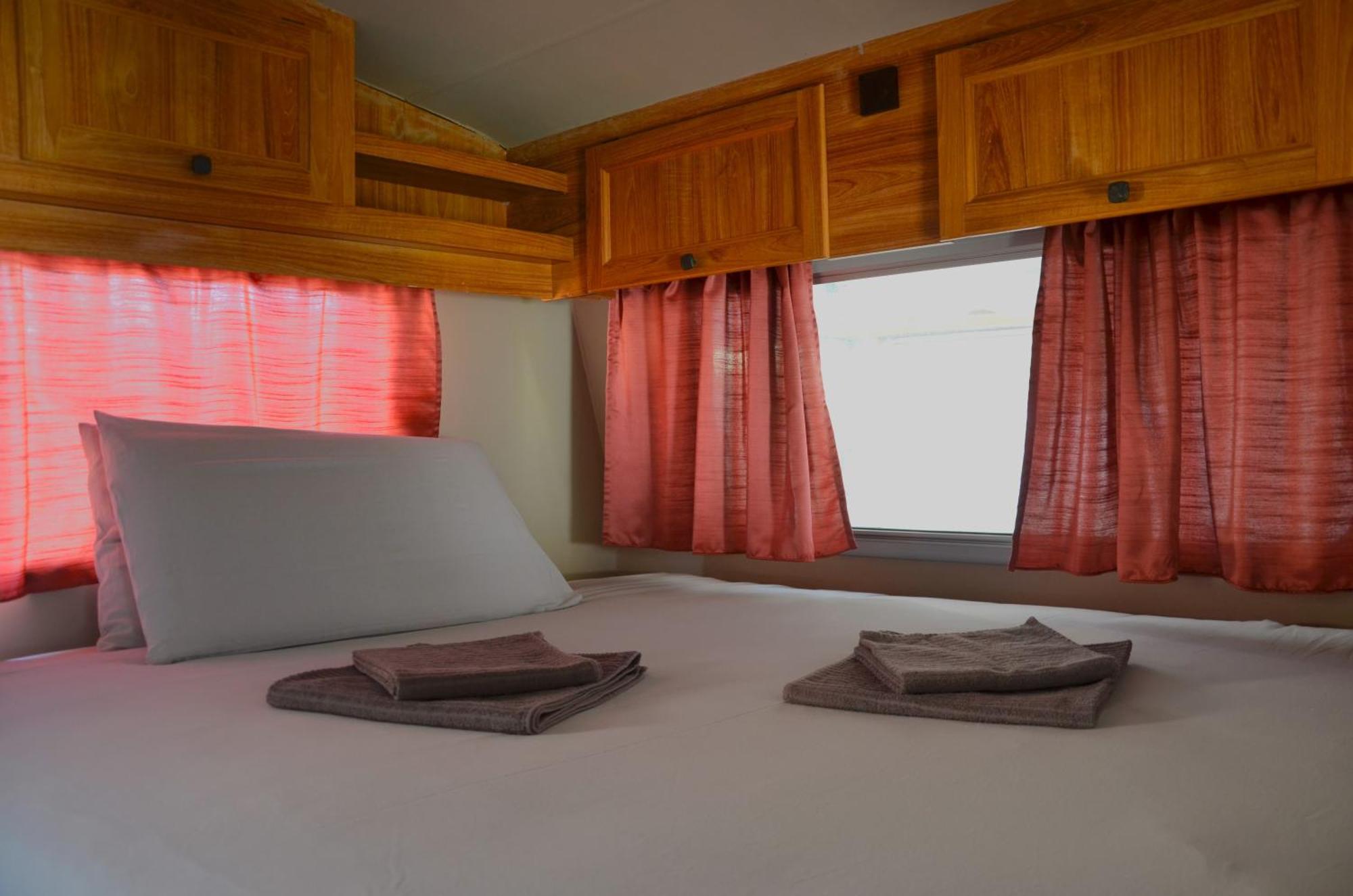 Camping Italia 90 Caravans Domaso Exterior foto